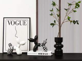 Bạn đang tìm kiếm tượng decor trang trí cho tủ rượu, kệ tivi và kệ sách. Dưới đây là một số gợi ý tượng decor phù hợp cho từng vị trí