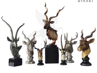 Tượng Đầu Động Vật Trang Trí: Sự Tinh Xảo và Phú Quý Trong Nghệ Thuật Trang Trí